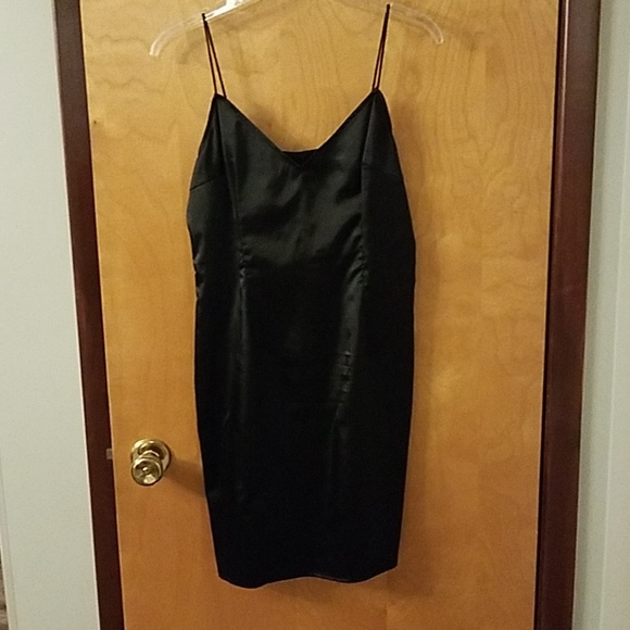 Black Lace dress - Picture 5 of 8